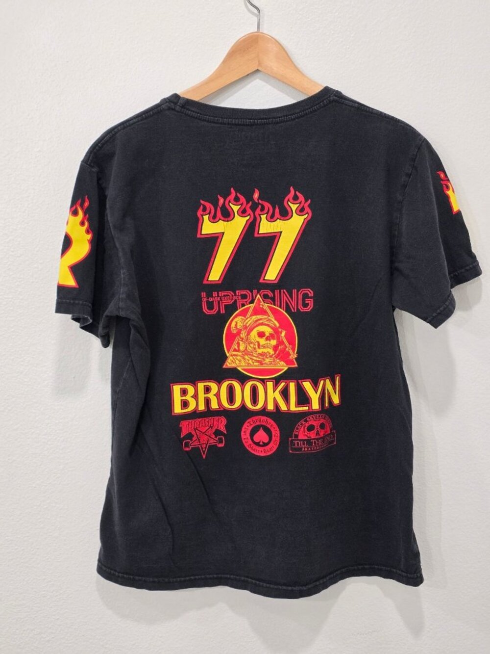 Thrasher Magazine ✦ 77 Uprising Brooklyn Flame Tee ✦ Black Cotton Skate Style M - Picture 4 of 12
